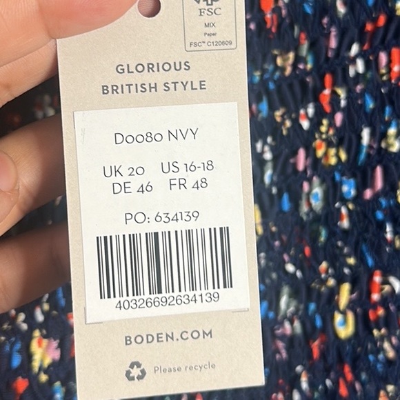 Boden floral print smocked midi dress size 16/18 - Picture 10 of 12